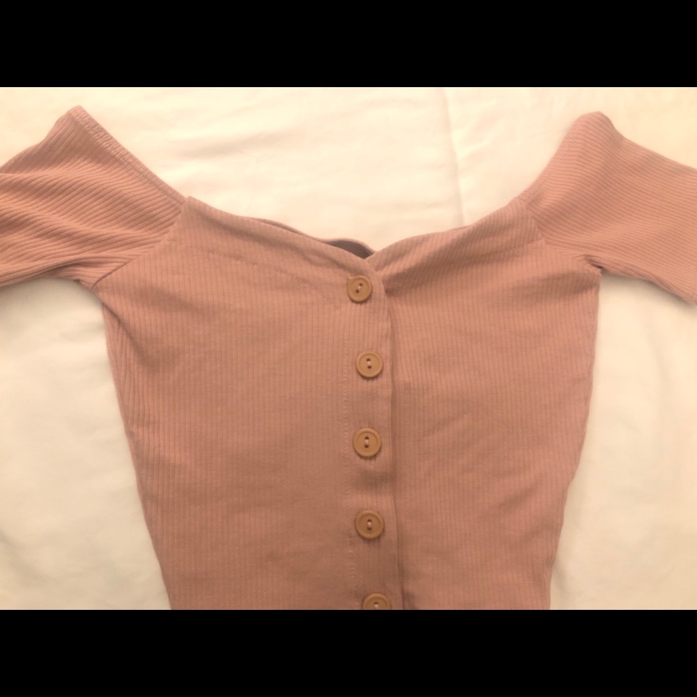NWT Fashion Nova Off the shoulder crop top XS - Picture 3 of 8
